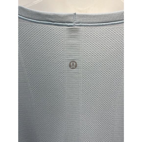 Lululemon Shirt Womens 10 Cyan Blue Swiftly Tech 2.0 Long Sleeve Crew Thumbholes - Picture 5 of 7